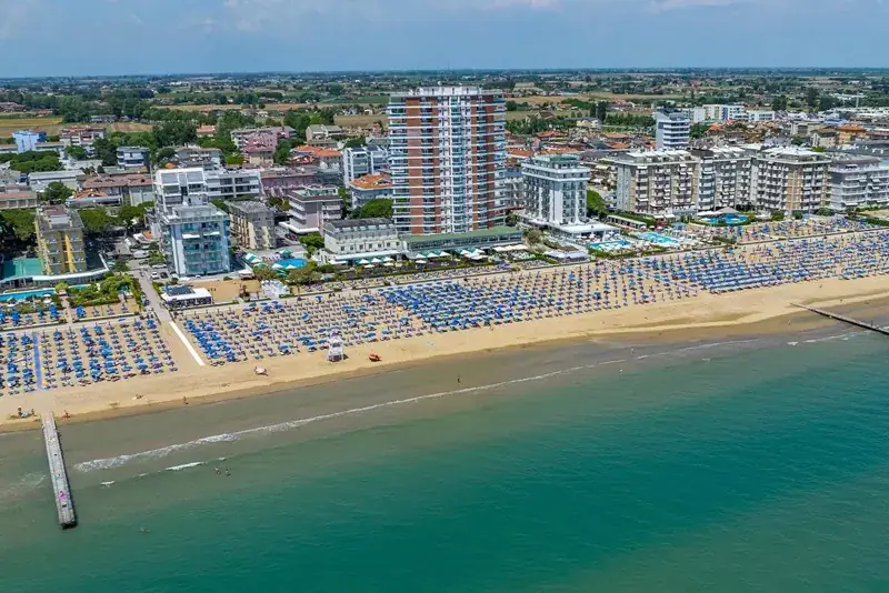Lido di Jesolo, the destination of this Venice Airport transfer