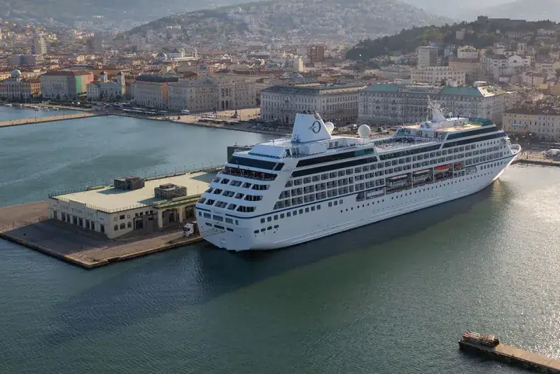 Trieste, the destination of this Venice Airport transfer